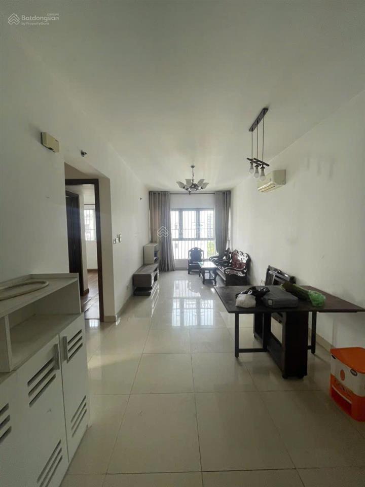 Cho thuê nhanh 2pn ruby ntcb 9,9 triệu. đầu tháng 9 ở