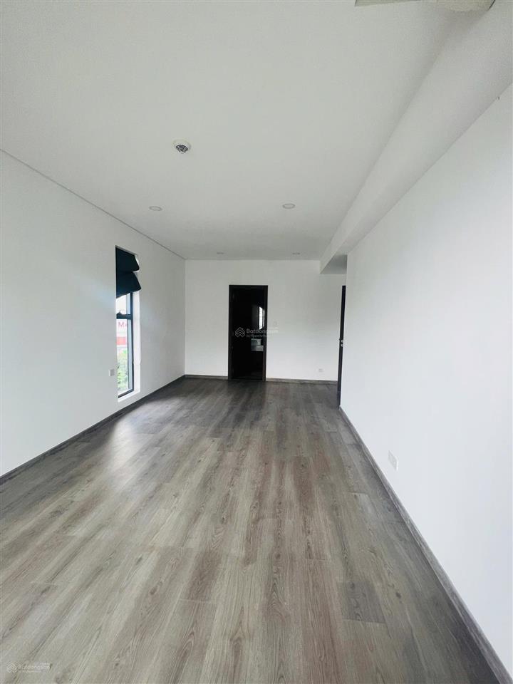 Chính chủ bán căn 3pn +1 giá hời thị trường 9,5 tỷ (diamond brilliant)