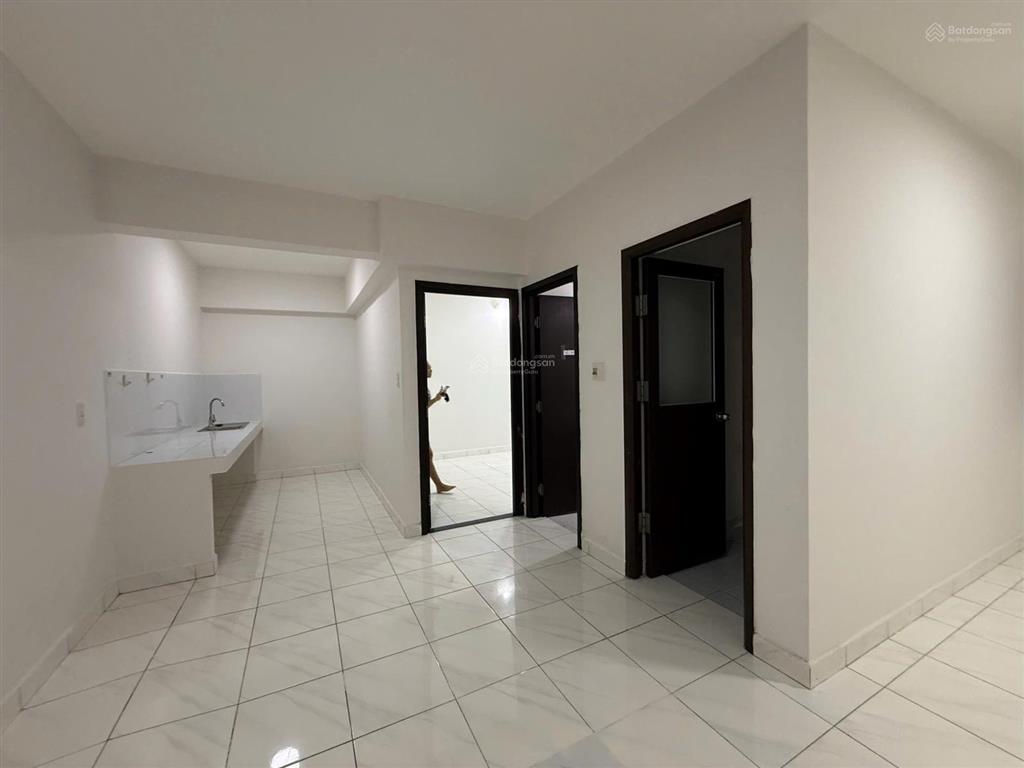 Cho thuê 1pn1wc 7,5 triệu khu topaz celadon city