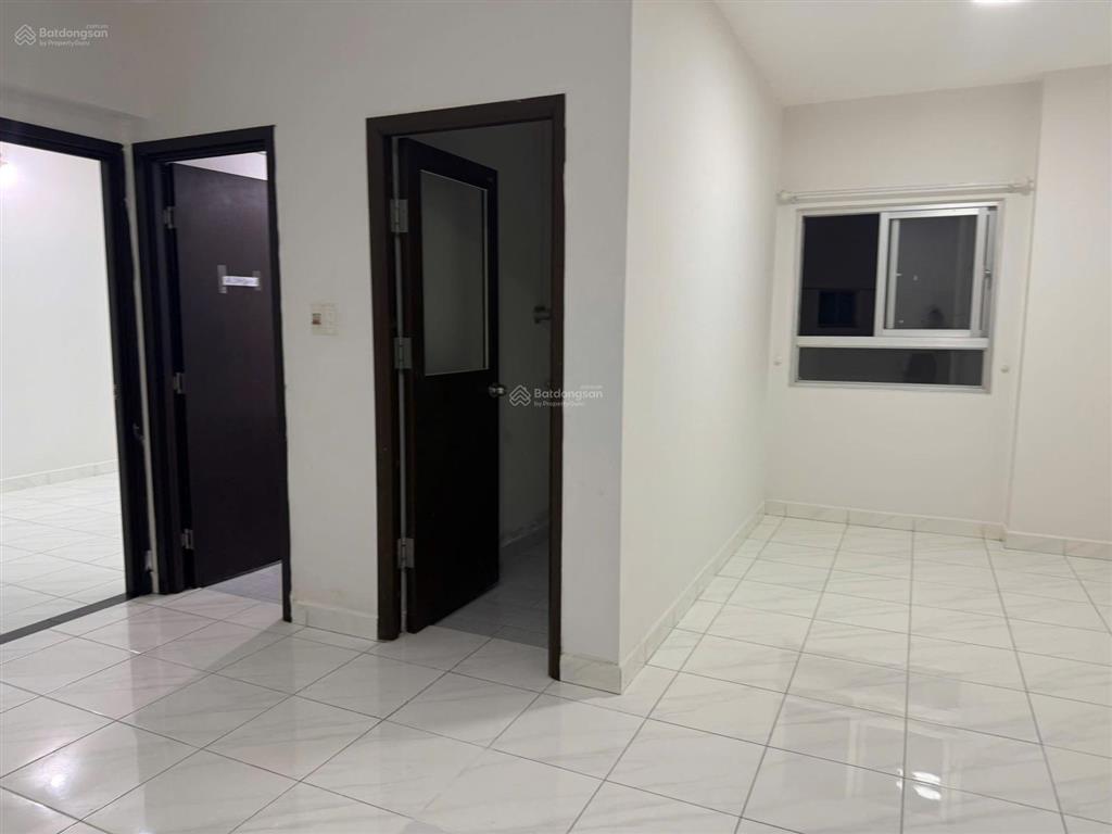 Cho thuê 1pn1wc 7,5 triệu khu topaz celadon city