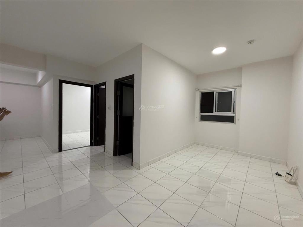 Cho thuê 1pn1wc 7,5 triệu khu topaz celadon city