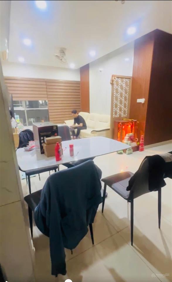 Chủ kẹt tiền cần bán gấp gấp căn 95m2 có hình kèm thực tế. giá bao sang tên chỉ 5,150 tỷ