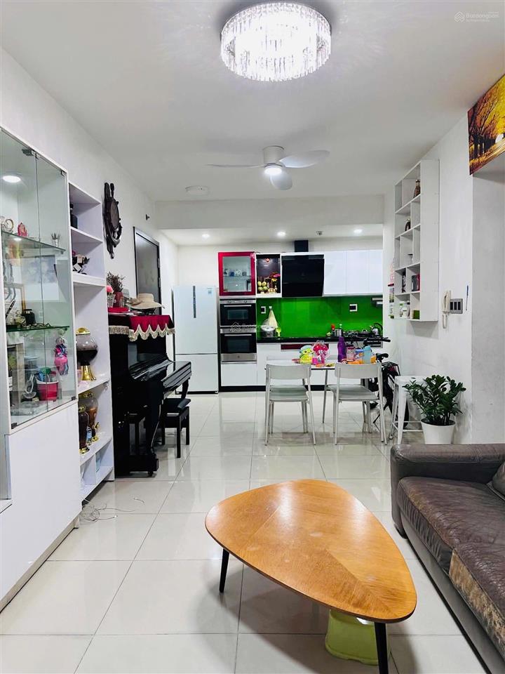 Bán 3pn 2wc view nội khu tầng 6. giá bao trọn gói chỉ có 4,5 tỷ