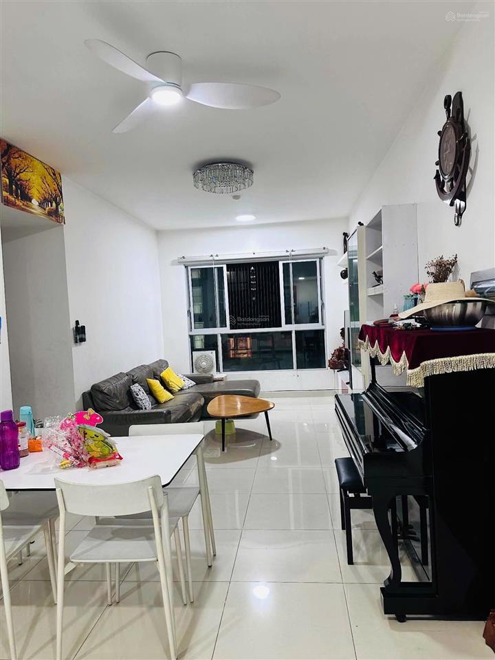 Bán 3pn 2wc view nội khu tầng 6. giá bao trọn gói chỉ có 4,5 tỷ