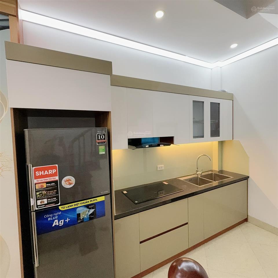 Nhà đẹp giá rẻ  lê trọng tấn  hà đông  38mv 5tầng  full nội thất như hình .