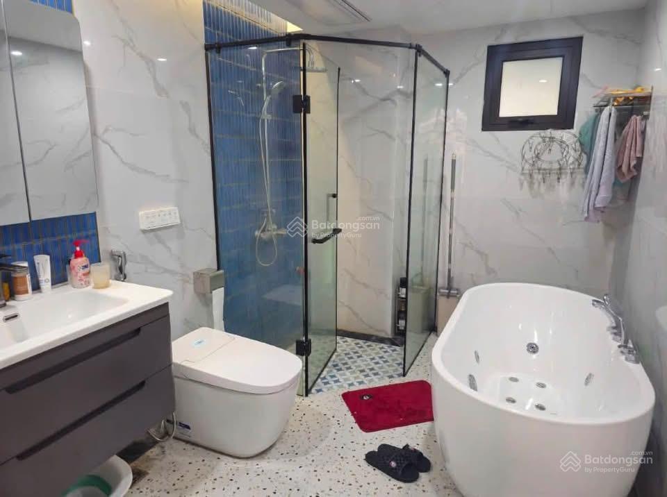 Chủ cần tiền bán gấp nhà 7 tầng lý thường kiệt  hà đông