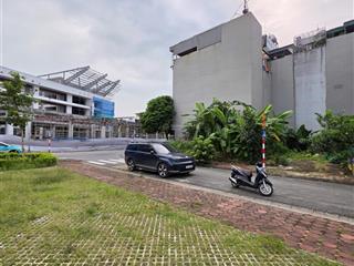 Bán 90m2 đất tái định cư giang biên, phường việt hưng, nhìn vườn hoa, đường to 12.5m, 2 mặt thoáng