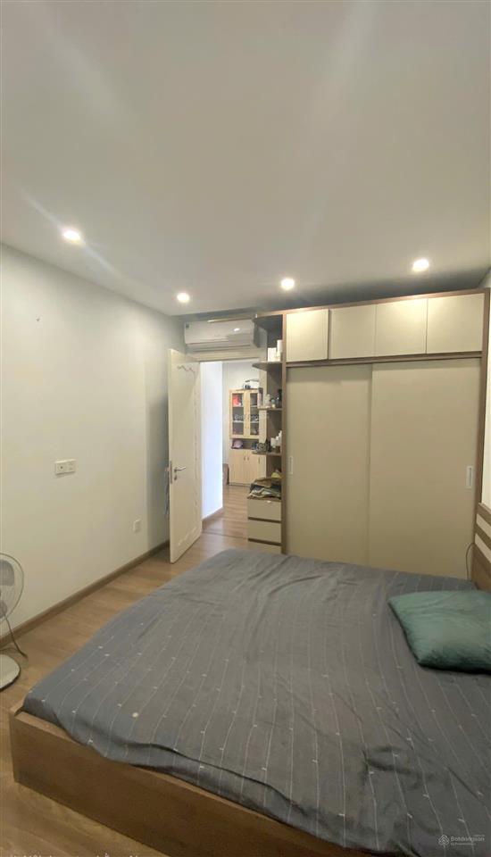 Chung cư 73m2 tòa mới xây đô thị việt hưng  long biên, ban công đông nam  tầng đẹp  full đồ