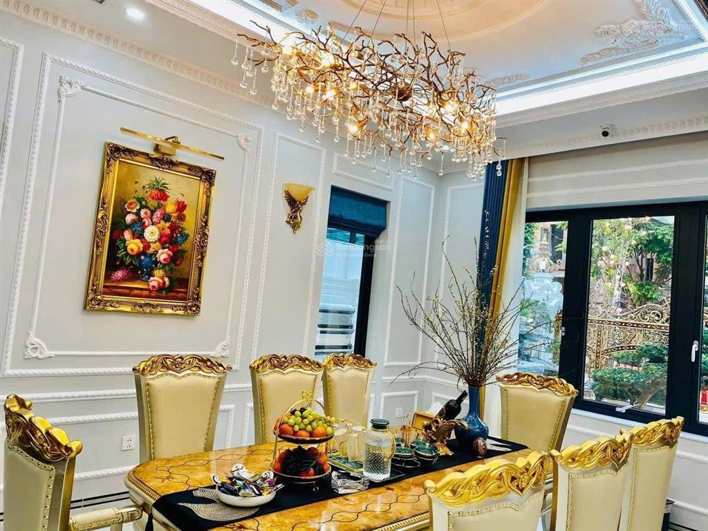 Biệt thự đơn lập lô góc 250m2 tại khu đô thị việt hưng, long biên. hoàn thiện đẹp