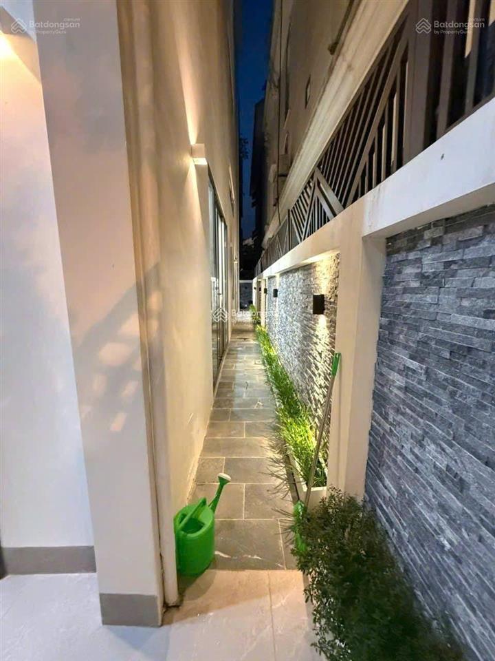 Biệt thự đô thị việt hưng, 190m x 5 tầng, view vườn hoa công viên,thang máy, thiết kế đẹp  full đồ