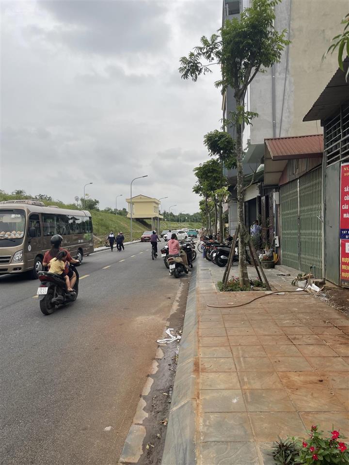 Chính chủ bán mảnh đất đẹp tại đàm quang trung long biên