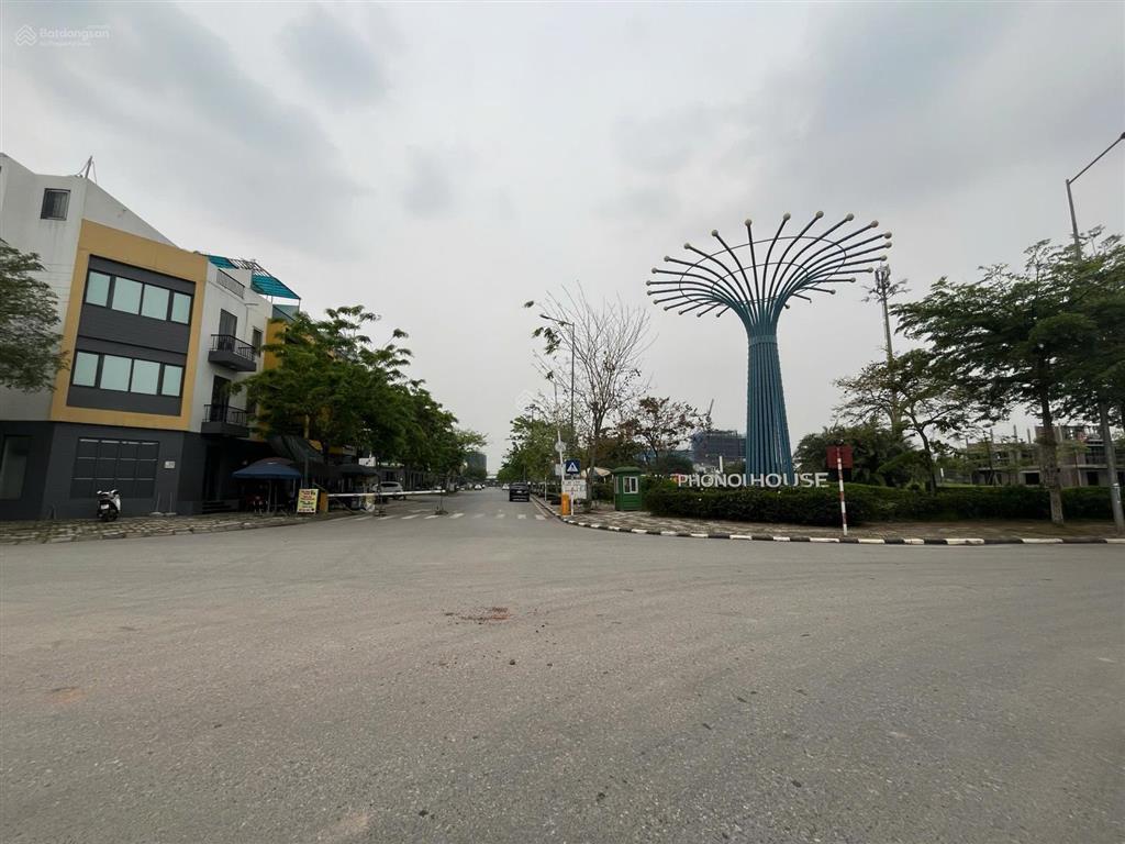 Bán đất nền dự án phố nối house, 69 triệu / m2, 70 m2, sổ đỏ ngay. đón sóng vin xây kdt hòa phát.