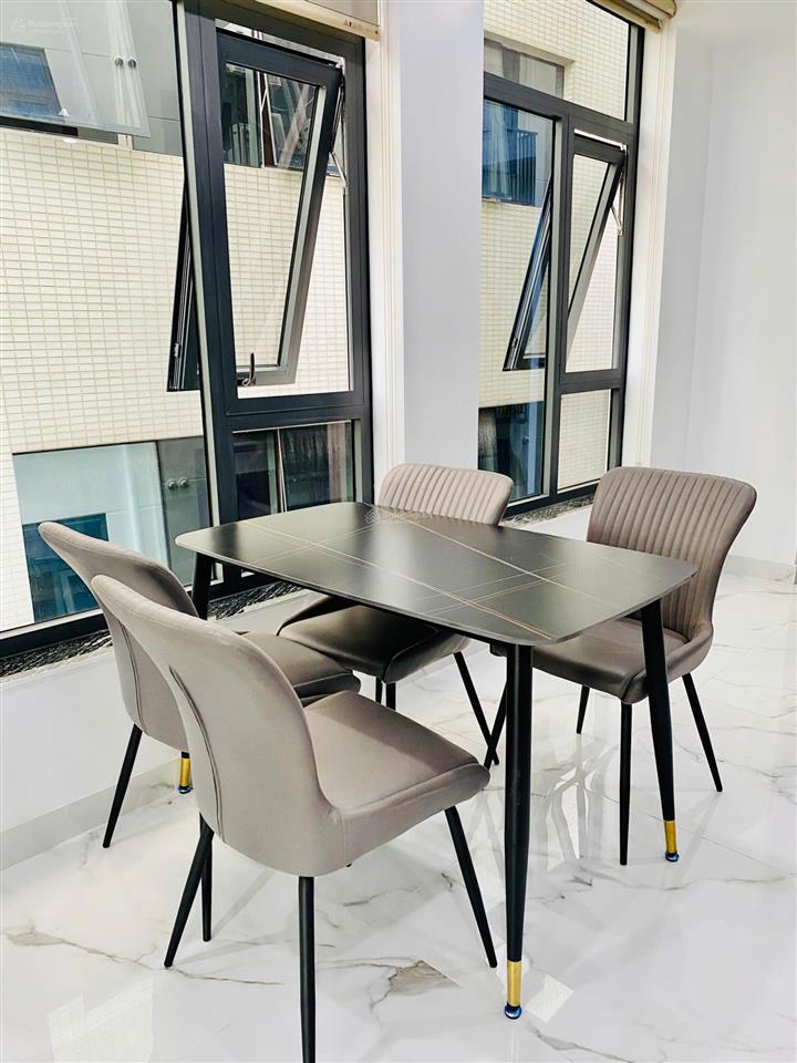 Cho thuê căn hộ 2 phòng dt 48m2 ngay trung tâm phố nguyễn sơn