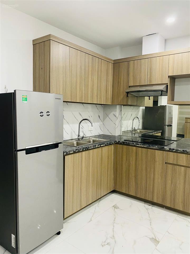 Cho thuê căn hộ đẹp xịn 2pn trung tâm quận long biên gần trường, chợ ngay mặt phố 33 nguyễn sơn
