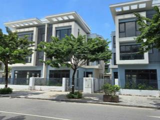 Bán gấp biệt thự 2 mặt tiền đẳng cấp 198m2 an quý villa. giá rẻ hơn cdt 4 tỷ. đẹp nhất dự án