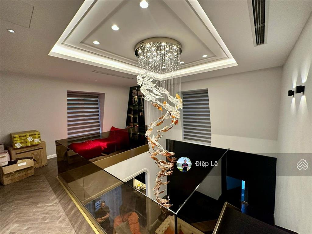 200 tỷ bt đơn lập mặt hồ harmony 360m2, hoàn thiện mới đẹp, vị trí đắc địa view trọn hồ điều hòa