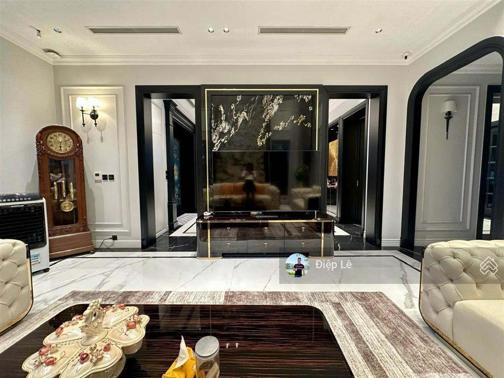 100 tỷ bt riverside 300m2 hoàn thiện đẹp, mặt công viên đỗ xe thoải mái, sông sau liền nhà rất rộng