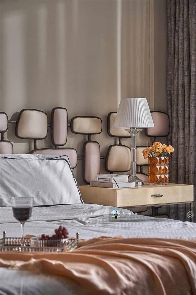 Cặp song lập hoa sữa vinhomes riverside đất nở hậu, hoàn thiện đẹp, đường thoáng, sông rộng