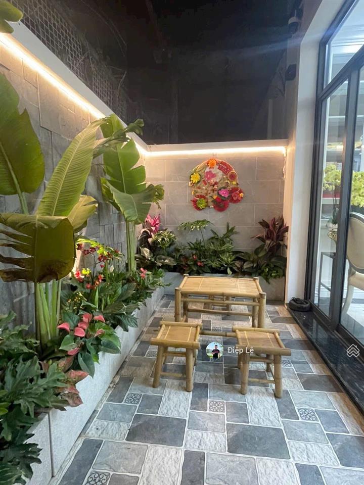 35 tỷ liền kề nq 90m² dự án vinhomes harmony, ngay gần hồ, hoàn thiện đẹp, có ô chờ làm thang máy
