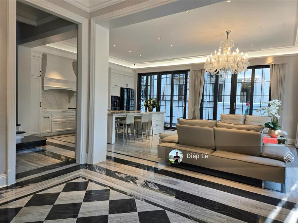 51 tỷ bt hoa phượng 151m2, hoàn thiện đẹp, đường thông thoáng, mặt công viên, view ngã ba sông rộng