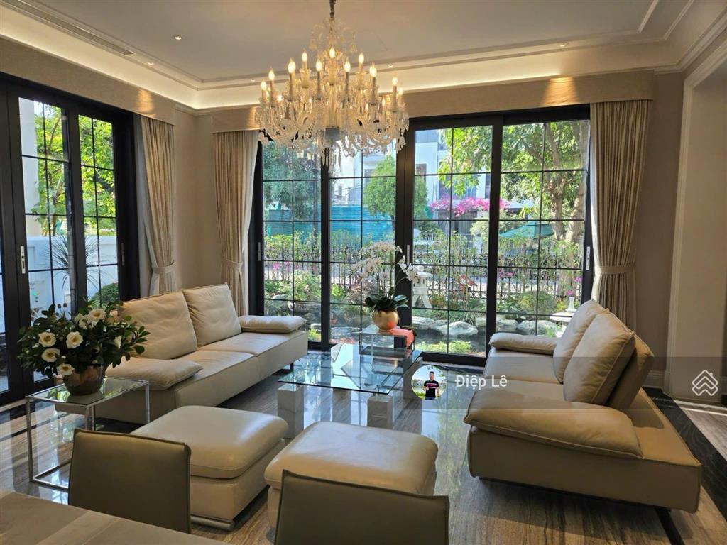 51 tỷ bt hoa phượng 151m2, hoàn thiện đẹp, đường thông thoáng, mặt công viên, view ngã ba sông rộng