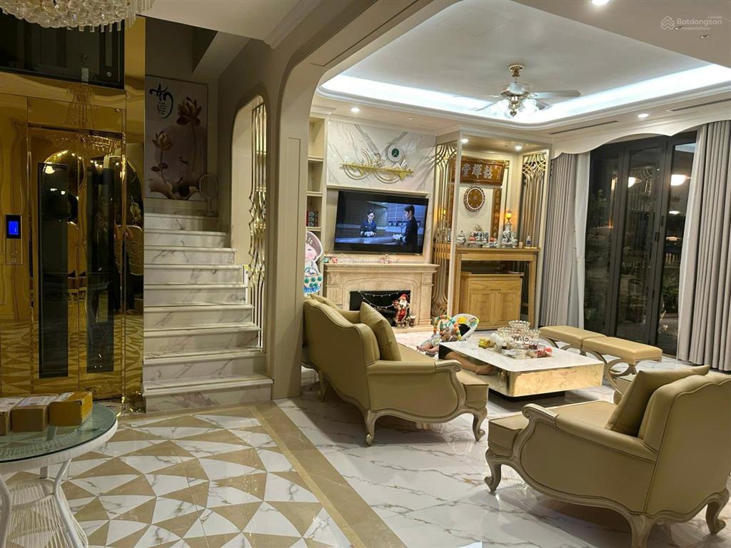 Cho thuê biệt thự đơn lập góc 222m2 xịn xò khu ngọc trai đảo nhỏ