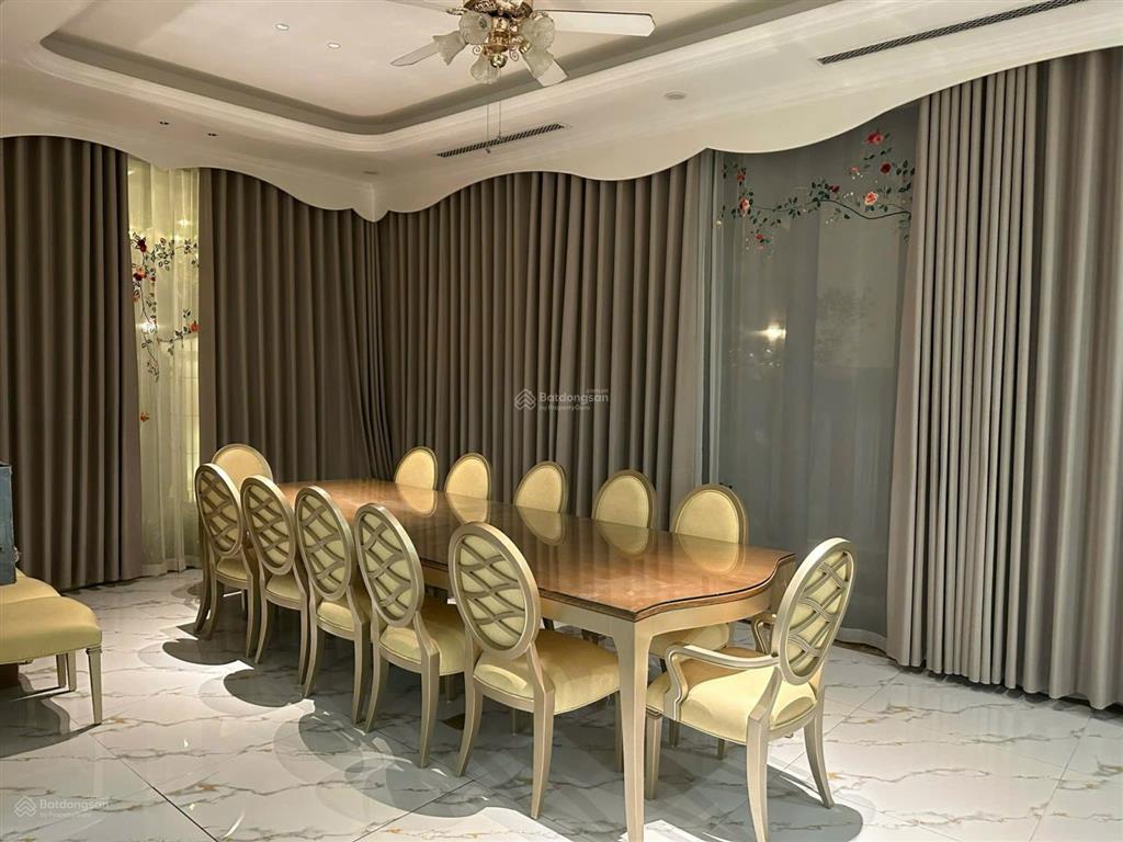 Cho thuê biệt thự đơn lập góc 222m2 xịn xò khu ngọc trai đảo nhỏ