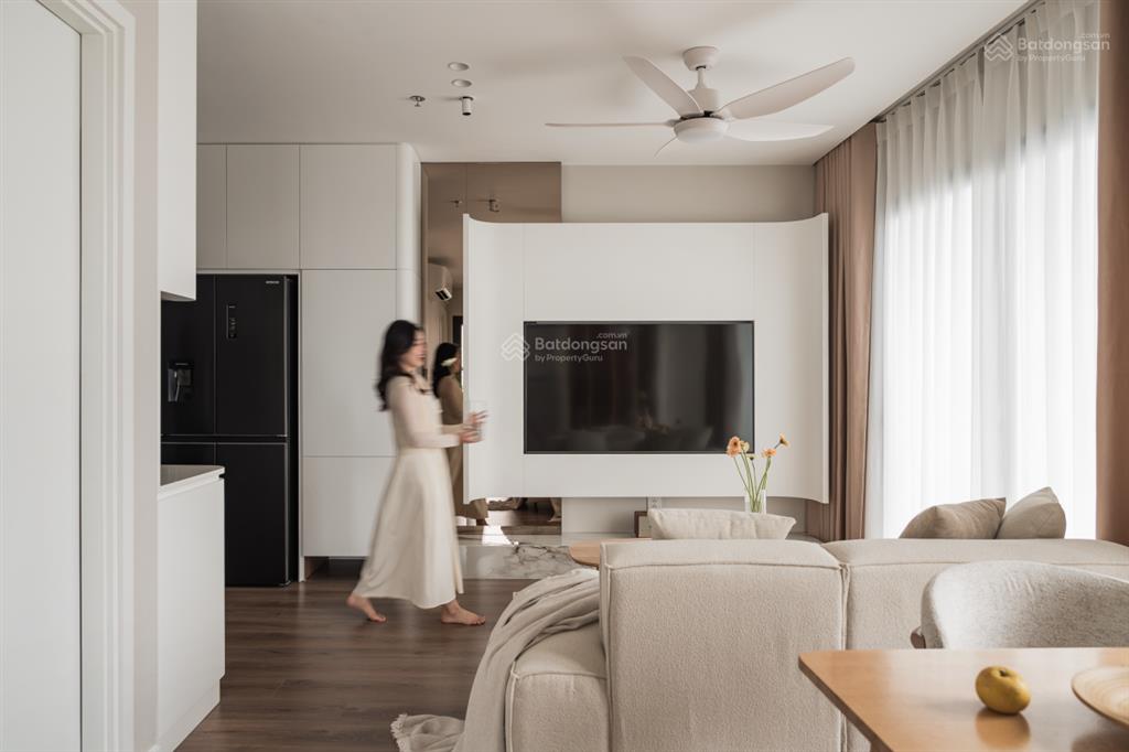 Bán nhà riêng 4pn, 4wc, 60m2, 20 tỷ tại ngõ 61, phố trạm, long biên, hà nội