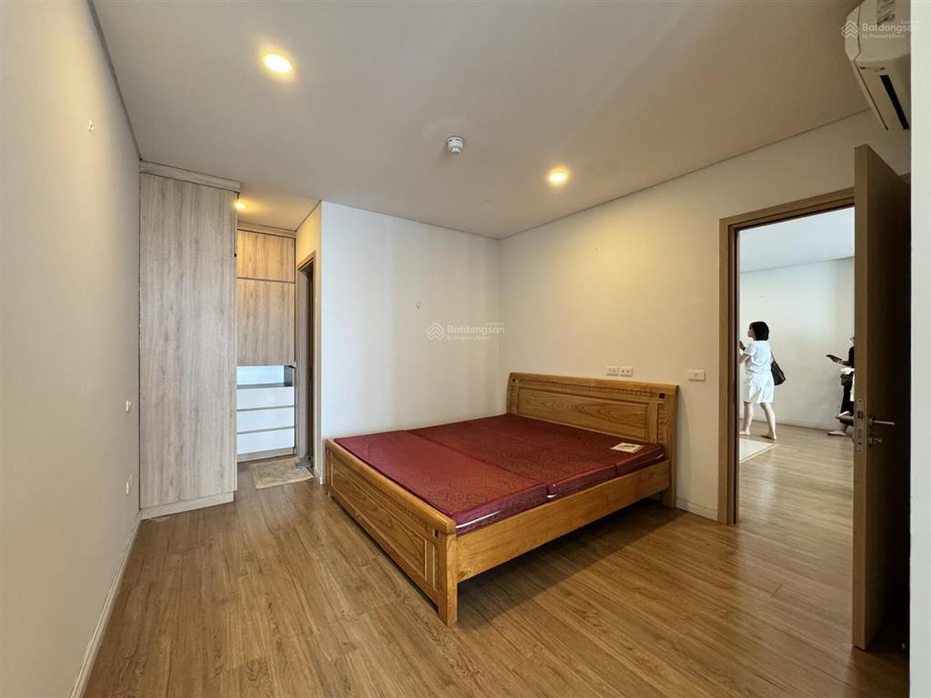 Cho thuê căn hộ mipec long biên 2pn đủ đồ