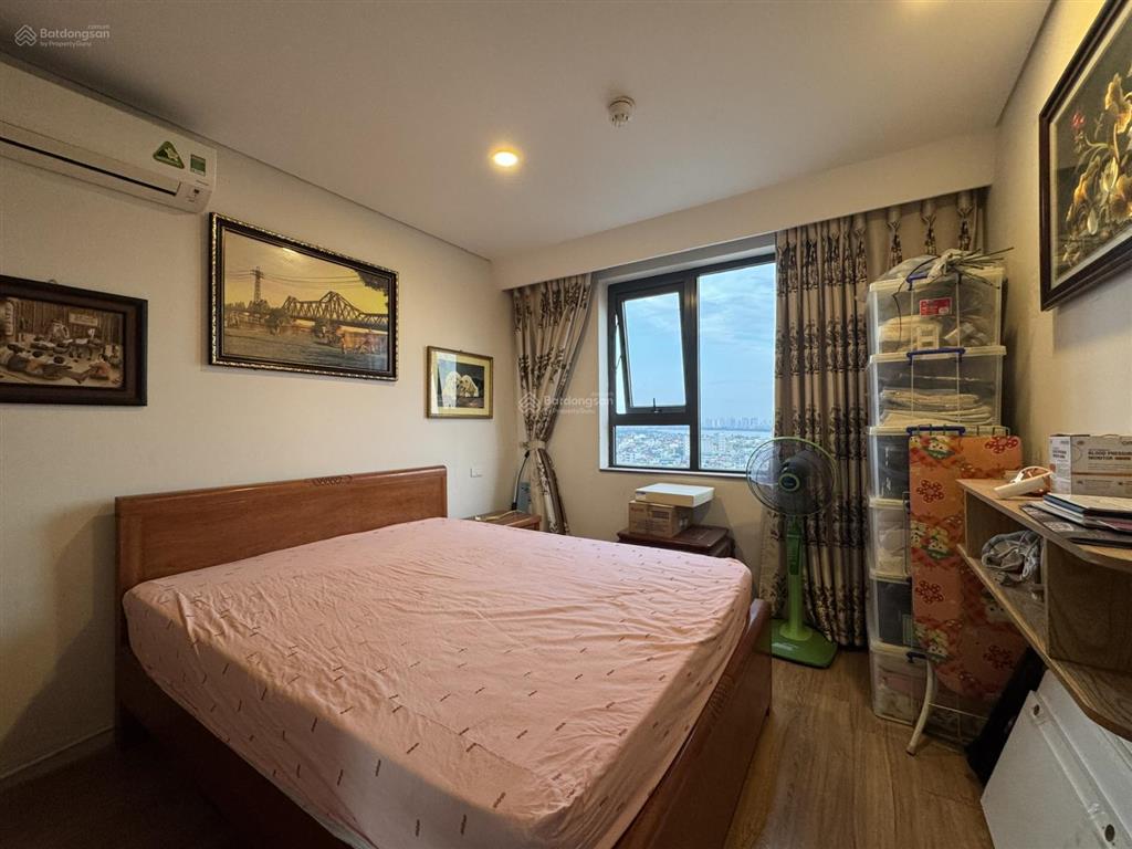 Cần bán căn hộ mipec long biên 3pn view sông, tầng trung. giá bán 13 tỷ.  0989 318 ***