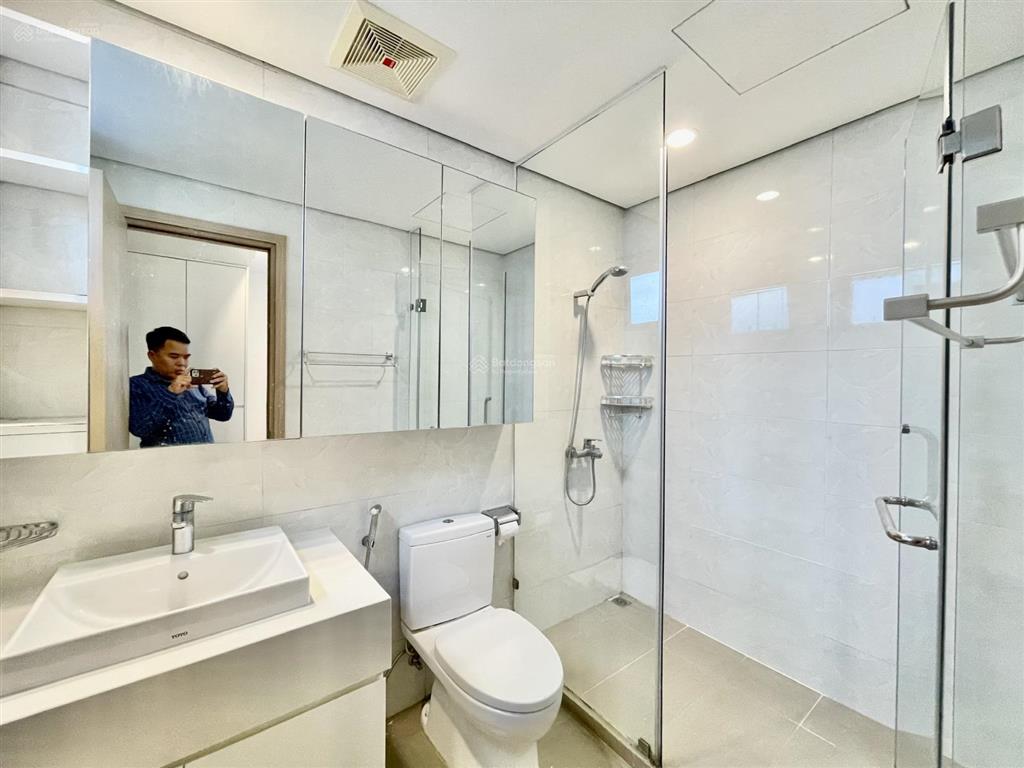 Cho thuê căn hộ mipec long biên 3pn, căn góc đủ đồ view sông hồng.  0989 318 ***
