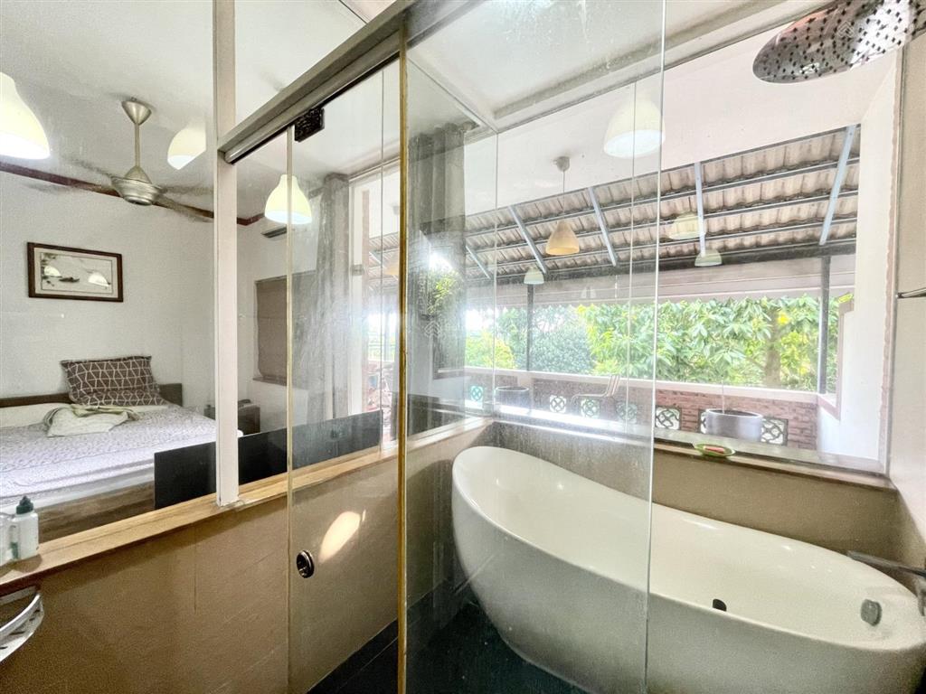 Cho thuê kiểu biệt thự tại ngọc thụy, long biên sân vườn rộng 1.100m2, view sông. giá 30tr/tháng