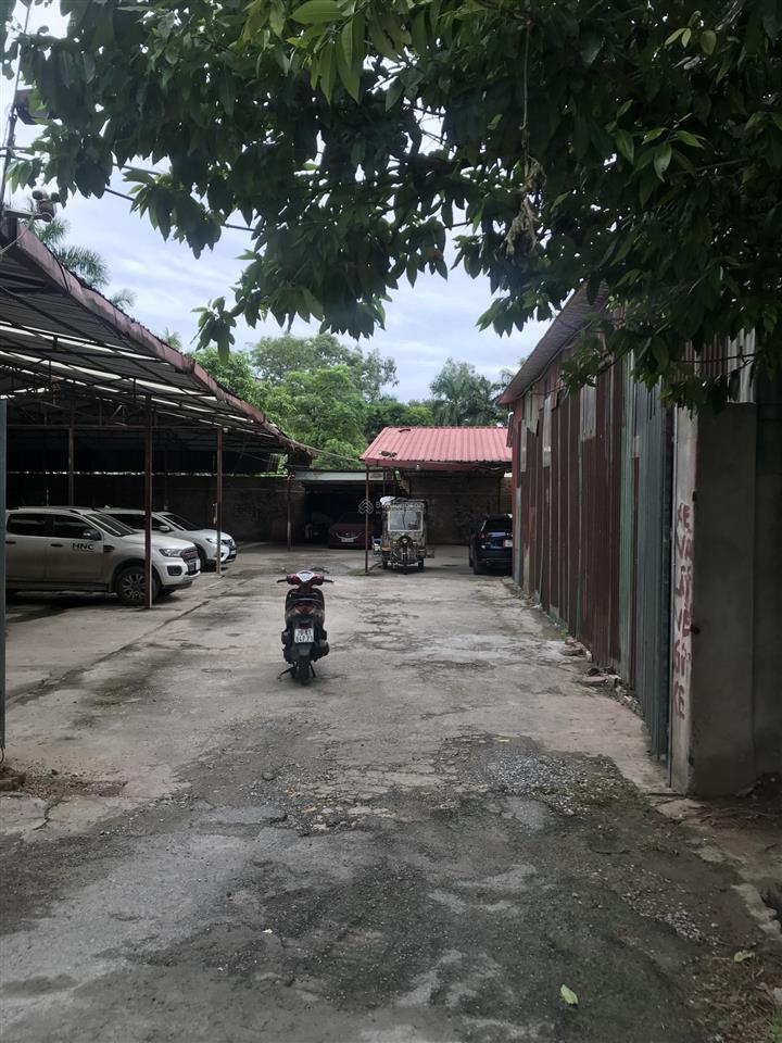 Cho thuê kho xưởng tại việt hưng, long biên, diện tích 1100m2, vách cao 5m