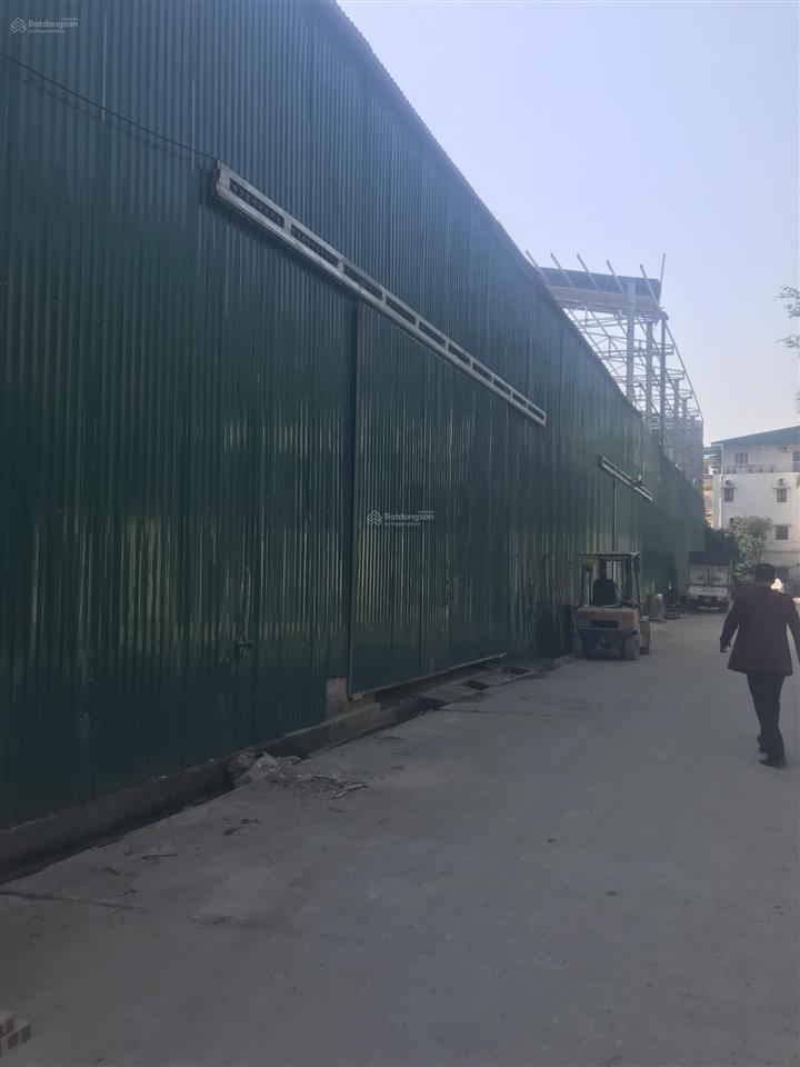 Cho thuê kho xưởng tại việt hưng  phường việt hưng  long biên  diện tích 250m2, vách cao 6m
