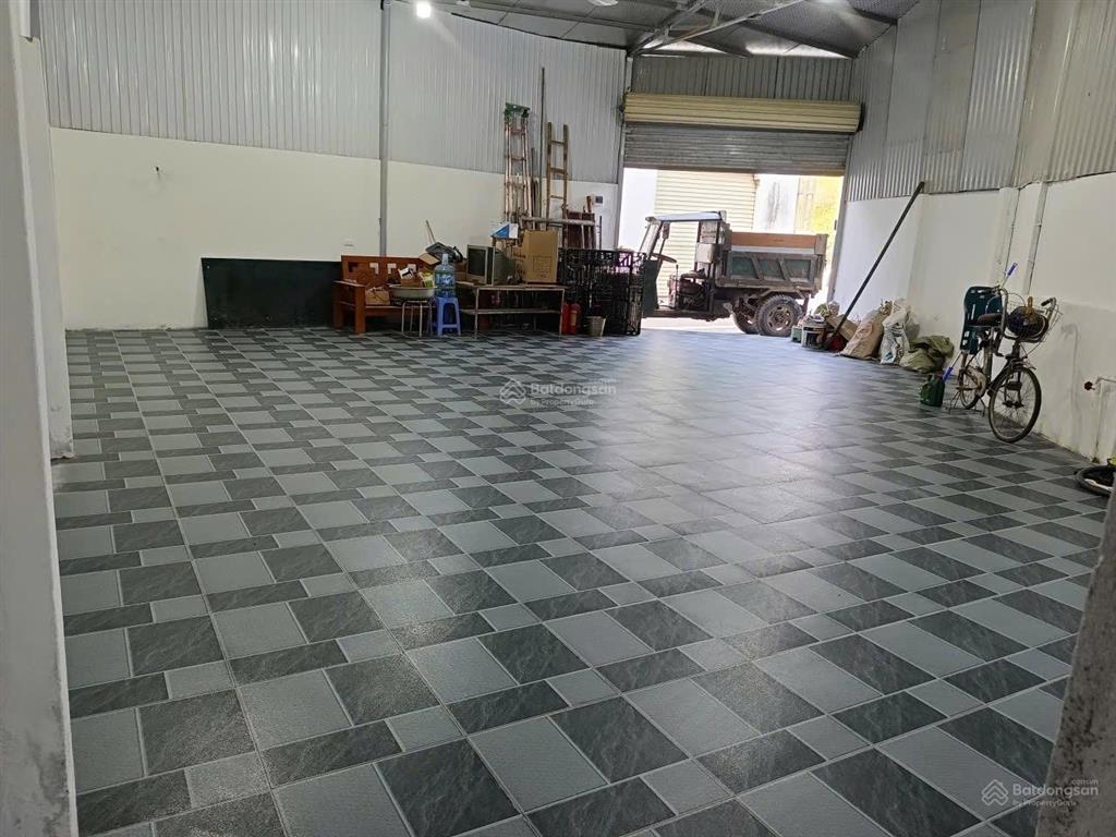 Cho thuê kho, nhà xưởng 125m2 tại phúc lợi, 11 triệu vnd, giá cực chất