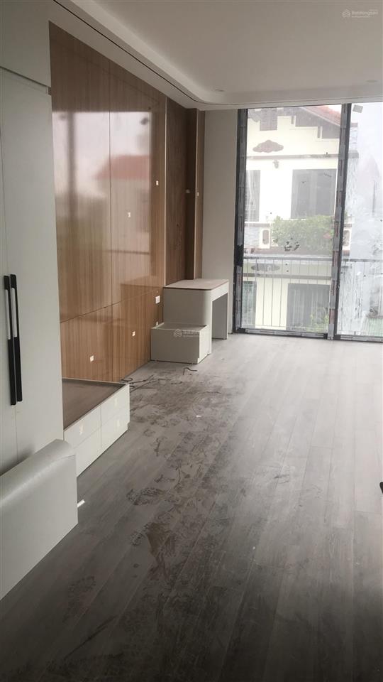 Cho thuê nhà mặt phố tại việt hưng, 25 triệu/tháng, 50m2, quận long biên, hà nội, hot!