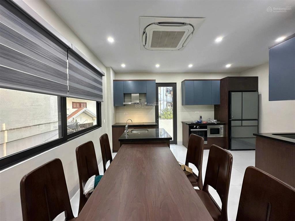Siêu đẹp, siêu hiếm 7 tầng 68m2 5 ngủ 4wc thang máy căn góc phố tạ đông trung, gia thụy, hà nội