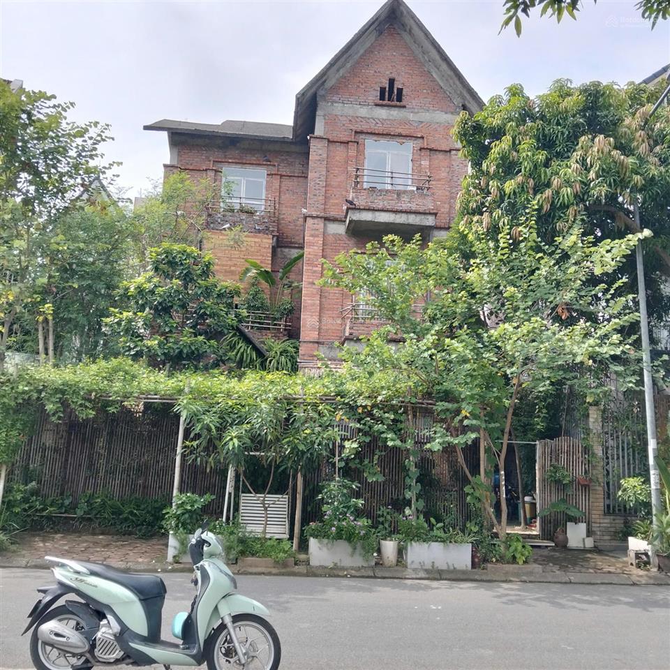 Chỉ hơn 50 tỷ căn biệt thự 179m2 mặt phố đẹp đô thị việt hưng  p việt hưng  hà nội