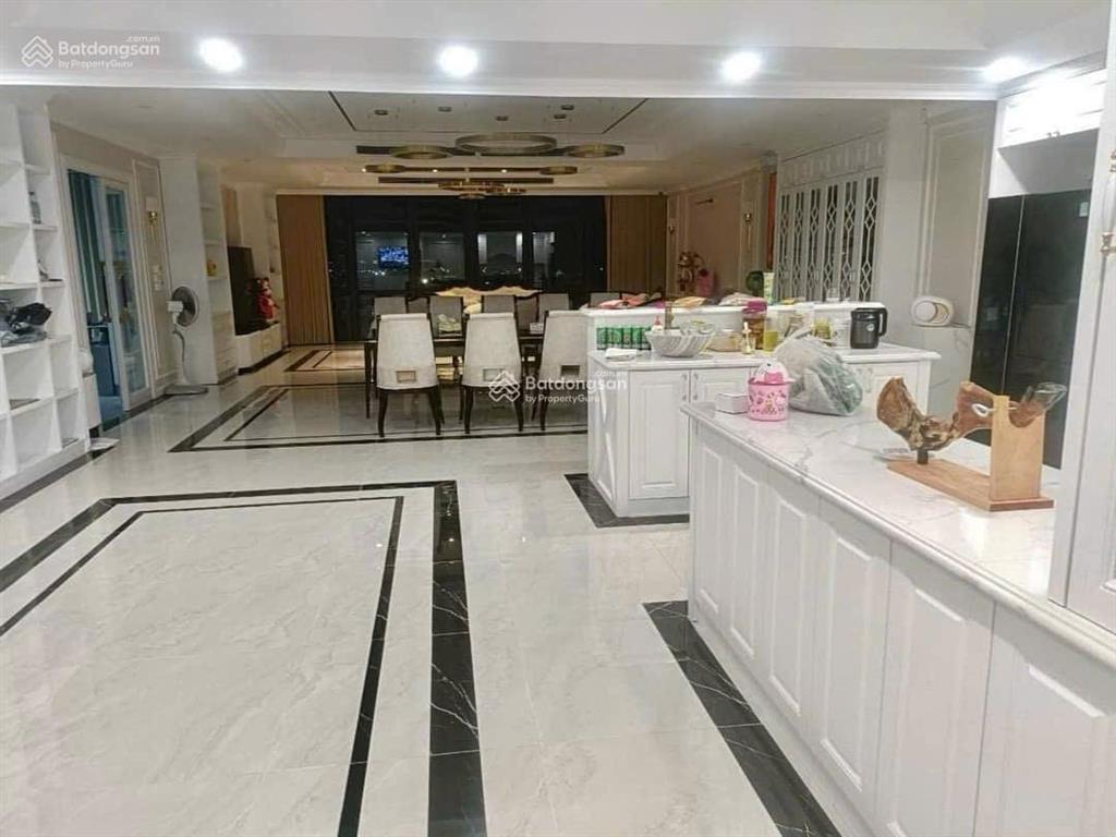 Nhà mặt phố 6 tầng 1 hầm, ở, vp kết hợp cho thuê vp, 190m, đẹp và thịnh, nhỉnh 50 tỷ, sđcc