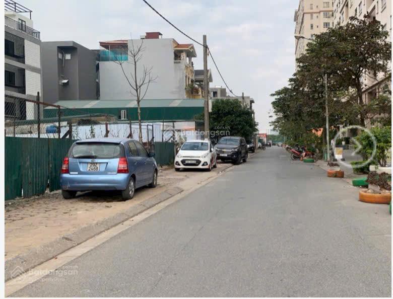 Cách hai nhà ra phố vạn hạnh, hai mặt tiền, có nhà cho thuê, dt 56m, oto đỗ ngày đêm