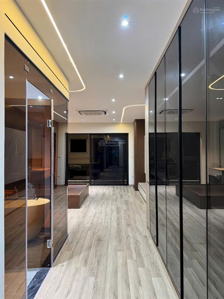 Nhà riêng 60m2 x 6 tầng, thang máy, full nội thất, oto 7 chỗ đỗ nhà, phúc lợi, long biên hn