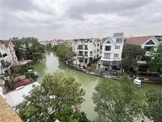 Biệt thự hoa sữa 225m, hoàn thiện đẹp cần tìm chủ nhân mới