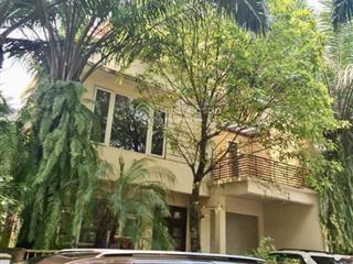 Nhà kiên cố 5 tầng dt 176m2, mặt tiền rộng, góc, khu tđc thượng thanh phố đặng vũ hỉ
