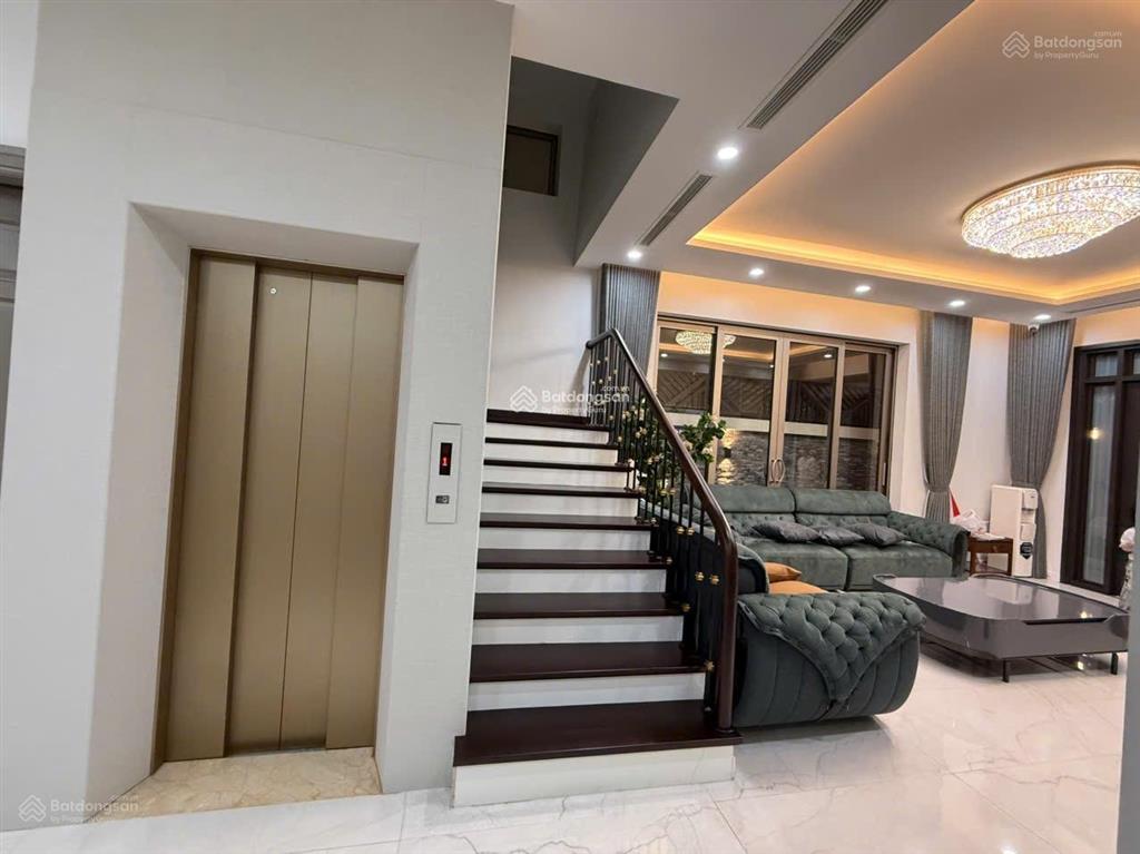 Giảm ngay 6,5 tỷ còn 52,5 tỷ căn biệt thự 190mx10mx4t view vườn hoa, siêu đẹp khu đô thị việt hưng