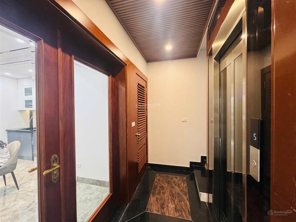 Chỉ 15,6 tỷ tl nhà 56m, 6 tầng thang máy, đường 12,5m, fun đồ cao cấp đô thị thượng thanh long biên