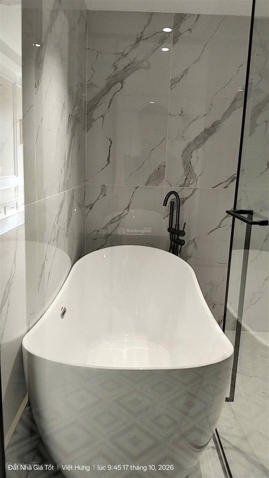 Bán nhà 65m x 5 x 6 phân lô giang biên, việt hưng, thang máy, view công viên, thiết kế hiện đại