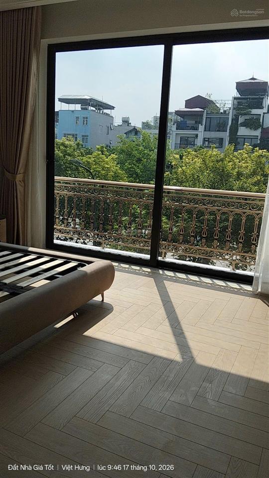 Bán nhà 65m x 5 x 6 phân lô giang biên, việt hưng, thang máy, view công viên, thiết kế hiện đại