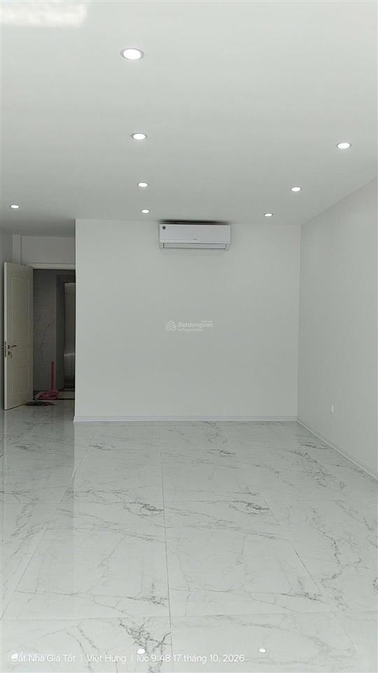 Bán nhà 65m x 5 x 6 phân lô giang biên, việt hưng, thang máy, view công viên, thiết kế hiện đại