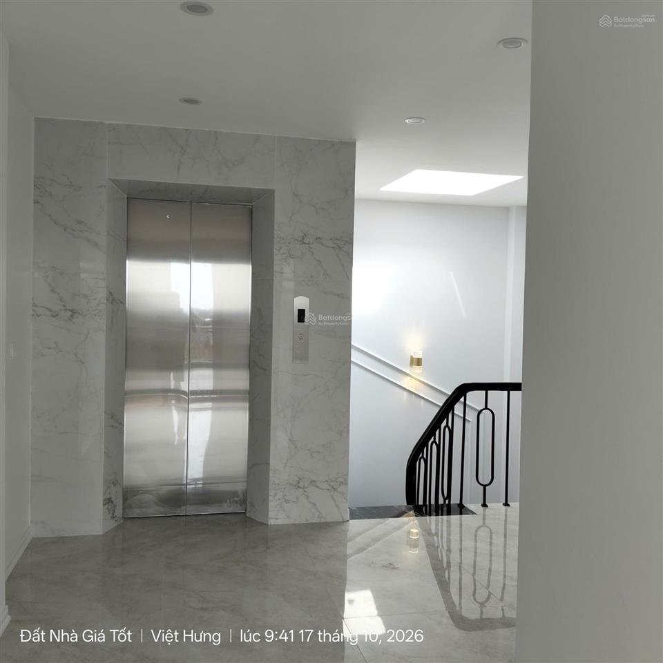 Bán nhà 65m x 5 x 6 phân lô giang biên, việt hưng, thang máy, view công viên, thiết kế hiện đại