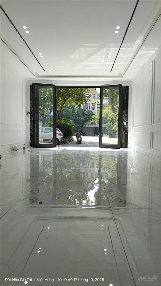 Bán nhà 65m x 5 x 6 phân lô giang biên, việt hưng, thang máy, view công viên, thiết kế hiện đại
